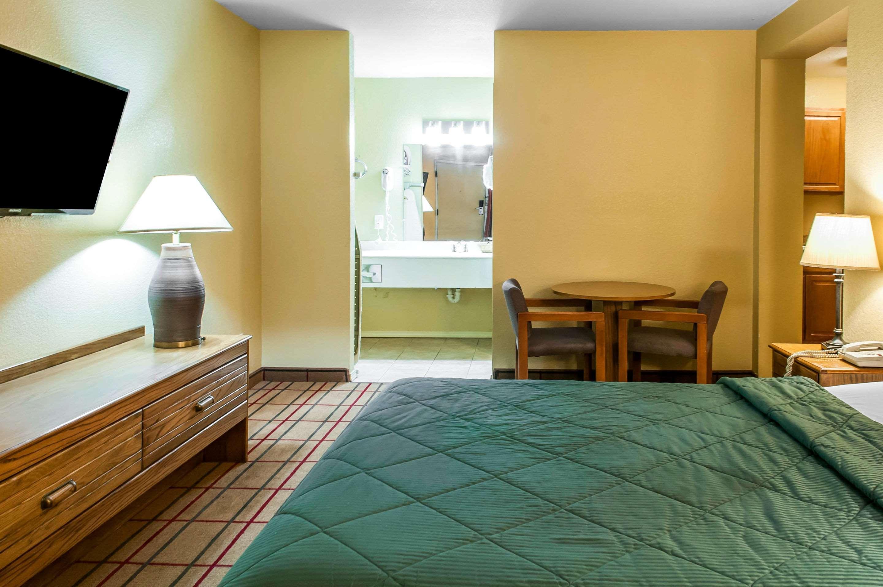 Rodeway Inn East Αλμπουκέρκι Εξωτερικό φωτογραφία